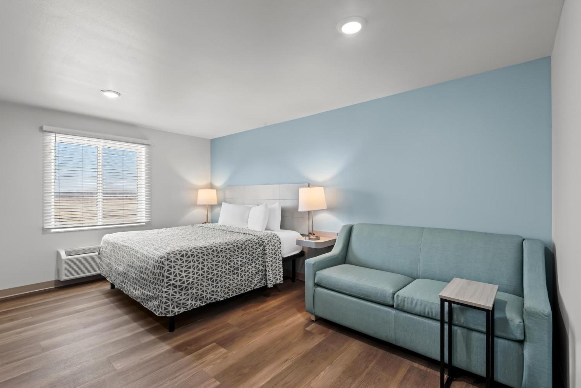 Woodspring Suites Coralville Iowa City Exteriör bild
